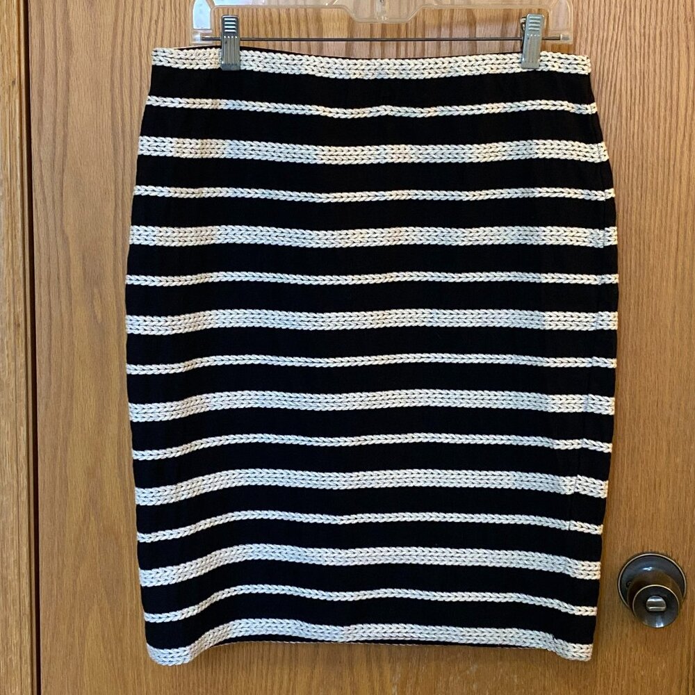 Joe Fresh stretch waist skirt, Black and White, 100% Cotton, new with tags